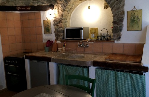 Castifao Apartamento | ESTUDIO completamente reformado en casa de piedra corsa