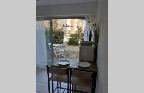 Port Rive Gauche Apartamento | Studio Grazel classé 1 étoile au calme Rez de chaussée avec piscine et jardin