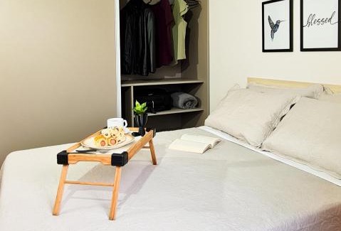 Armacao Apartamento | Studio Hortência 130m da praia novo! Com Ar cond