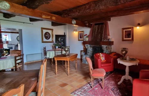 Hirel Apartamento | Studio in a quiet area with garden near the sea