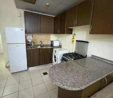 Al Quoz Apartamento | Studio in AlKhail gate