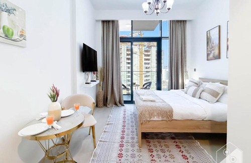 Nad Al Sheba Apartamento | Studio in Azizi Riviera Comfort and Convenience