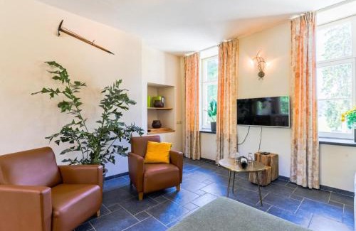 Aywaille Casa | Studio in Castle by Amblève River Aywaille