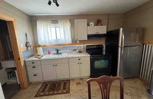 Craig Cabaña | Studio in Downtown Craig - Walk to Missouri River!