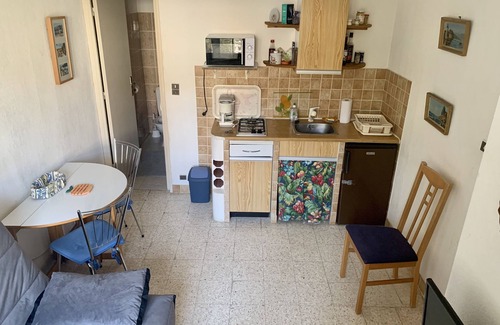 Les Salles-sur-Verdon Apartamento | Studio in the heart of the village ideal for couples