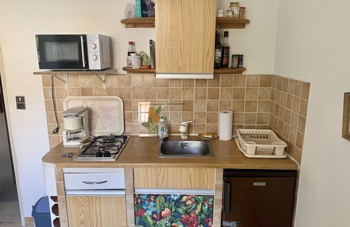 Les Salles-sur-Verdon Apartamento | Studio in the heart of the village ideal for couples