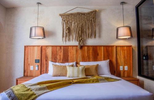 Área de La Veleta Apartamento | Studio in La Veleta with private rooftop