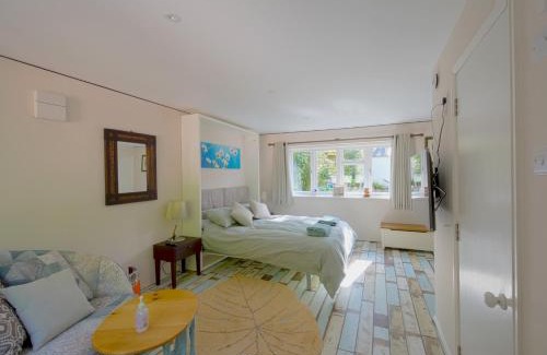 Bath Casa | Studio in Lansdown, Bath BA1