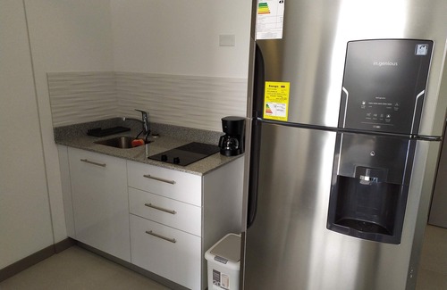 Curridabat Apartamento | Estudio en rascacielos moderno, aire acondicionado, piscina, gimnasio, excelente ubicación 6c
