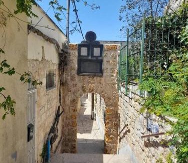 Artists Colony Apartamento | studio in the old city