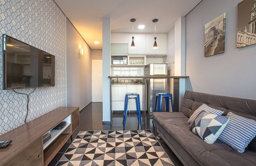 Republica Casa | Studio Industrial Overlooking SP - Ed. Copan