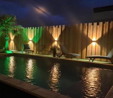 Portet-sur-Garonne Apartamento | Studio jacuzzi prive piscine commune