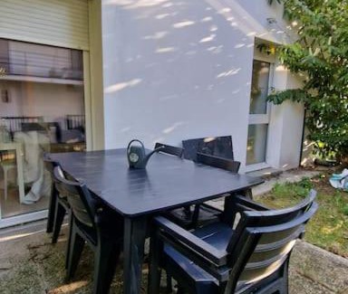 Corbeil-Essonnes Apartamento | Studio jardin et terrasse