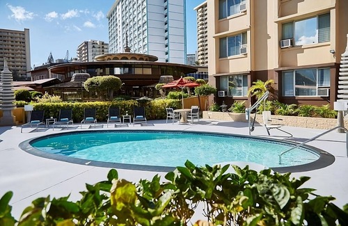 Ala Moana Casa | Studio King with Kitchenette Room at Pagoda Hotel