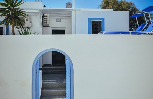Monolithos Apartamento | Studio Kocis with jacuzzi