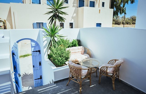 Monolithos Apartamento | Studio Kocis with jacuzzi