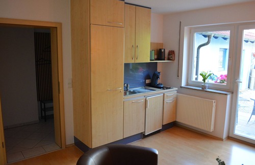 Estenfeld Apartamento | Estudio 'Komfort-Apartment Mit Terrasse' con Terraza Privada y Wi-Fi