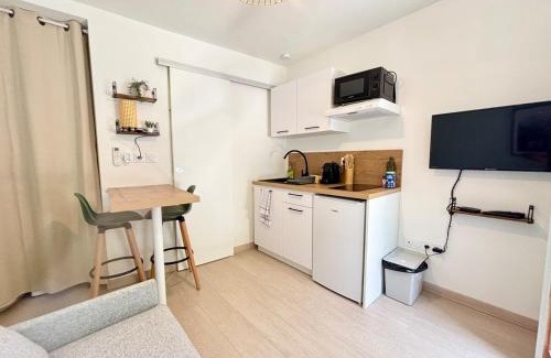 Alpes-Romans Apartamento | Studio l'Azur - Garage & Clim - Valence