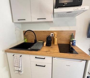 Alpes-Romans Apartamento | Studio l'Azur - Garage & Clim - Valence