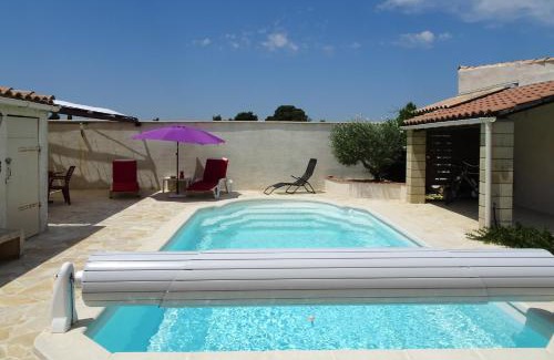 Rieux-Minervois Apartamento | Studio l'Obrador 25 m2 - Cuisine & terrasse - accès piscine