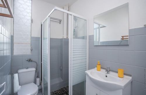 Pointe du Bout Apartamento | Studio La Pivoine, en bord de mer