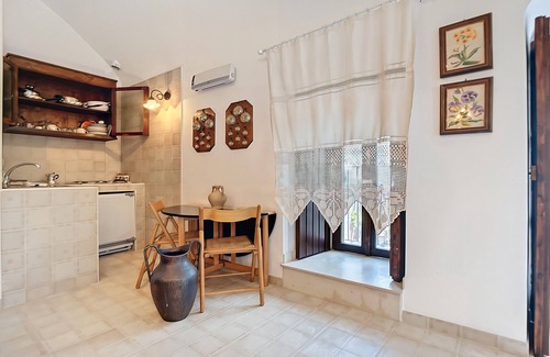 Monte Sant'Angelo Apartamento | Estudio 'Le Antiche Mansioni 2' con aire acondicionado