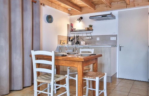 Saint-Julien-des-Landes Apartamento | Studio Le Petit Julien