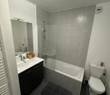 Gex Apartamento | Studio Leman Ciel avec parking privé gratuit