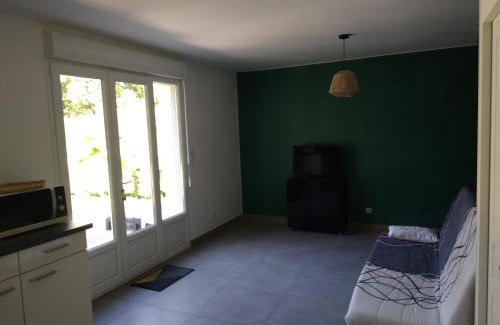 Pont-d'Ain Apartamento | Studio Les Ecureuils