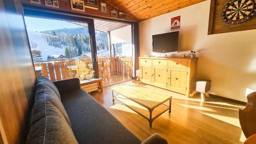La Clusaz Apartamento | Studio les Granges - Vue montage et village, Centre la Clusaz - AravisTour