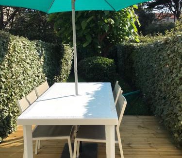 Pornichet Apartamento | Studio Les Pétrels avec terrasse et jardinet à 2 pas de la plage