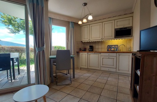 Duingt Apartamento | Studio les Pieds Dans L'eau