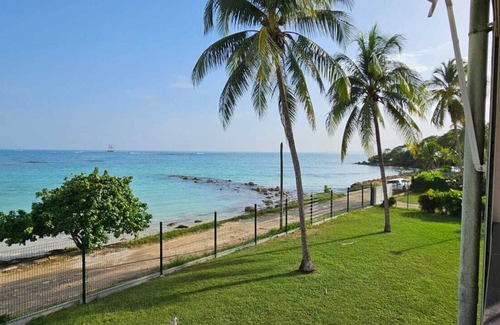Bas du Fort Apartamento | Studio - Magnifique vue mer - Pieds Dans L'eau