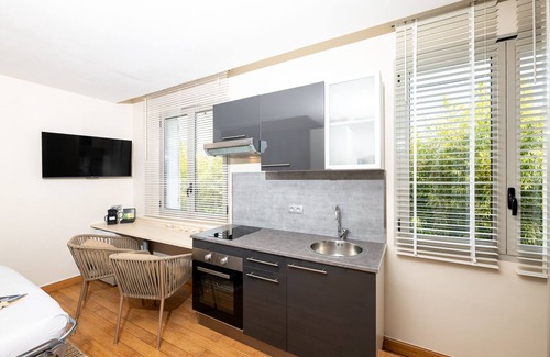 Antibes Apartamento | Studio Mandara Beach Bungalow, Cote d'Azur