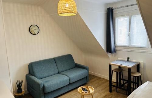 Beauvais Apartamento | Studio meublé en centre ville proche gare SNCF