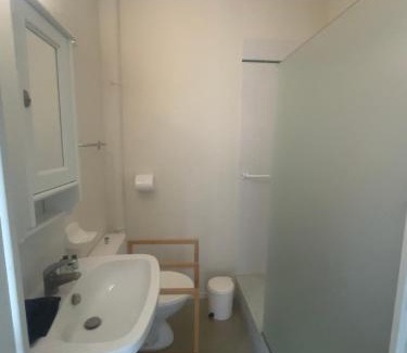 La Celle-sous-Gouzon Apartamento | Studio meublé à Jonzac