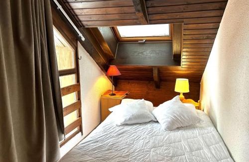 Meribel Centre Apartamento | Studio Mezzanine pour 4 Pers - Centre Méribel, Proche Pistes et Commerces, Animaux Acceptés - FR-1-180-15