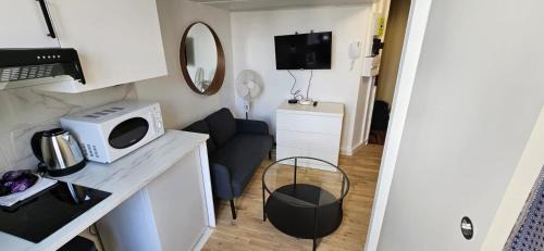 Amerique Apartamento | Studio mezzanine proche Zenith - Paris 19 - 2P