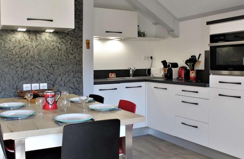 Risoul Apartamento | Studio mezzanine renouvé 6 pers, proche commodités et téléski, avec balcon sud/est et casier à ski - FR-1-330-506