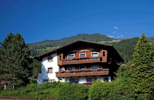Hart im Zillertal Apartamento | Studio mit Balkon
