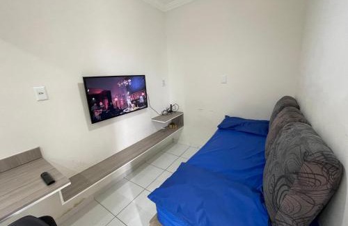 Parque Enseada Apartamento | Studio Mobiliado 52 proximo a praia da Enseada