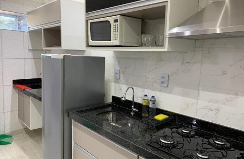 Parque Enseada Apartamento | Studio Mobiliado 52 proximo a praia da Enseada