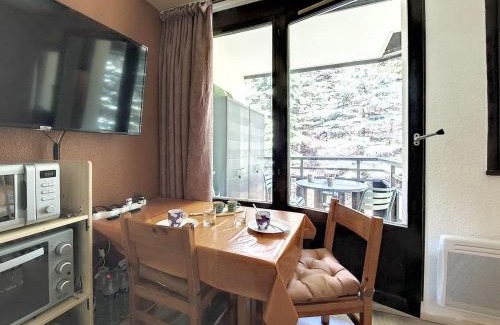 Reberty Apartamento | Studio moderne tout équipé, balcon, au pied des pistes – Les Belleville - FR-1-344-1122