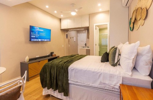 Leme Apartamento | Studio Moderno e Aconchegante para Casal no Leme