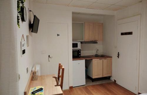 Amelie-les-Bains-Palalda Apartamento | Studio N6 Appartement Hôtel Combes