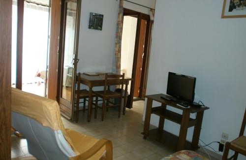 Amelie-les-Bains-Palalda Apartamento | Studio n°4 agréable avec terrasse, bien situé
