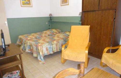 Amelie-les-Bains-Palalda Apartamento | Studio n°4 agréable avec terrasse, bien situé