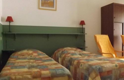 Amelie-les-Bains-Palalda Apartamento | Studio n°4 agréable avec terrasse, bien situé