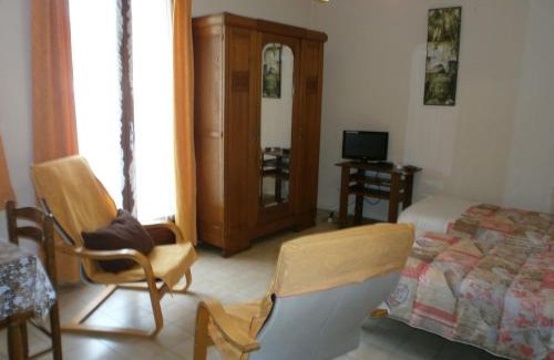 Amelie-les-Bains-Palalda Apartamento | Studio n°3, agréable et bien situé