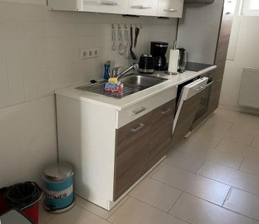 Andreasvorstadt Apartamento | Studio N72
